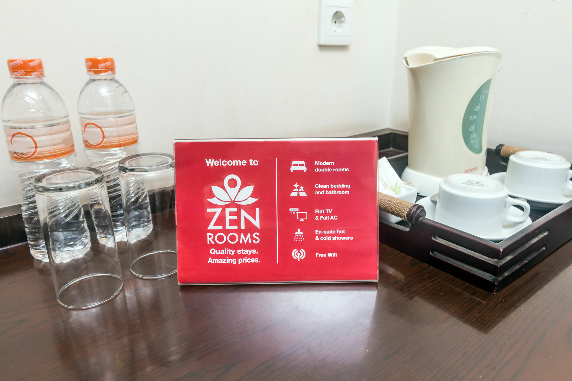 Zen Rooms Legian Dewi Sri 庫塔 外观 照片