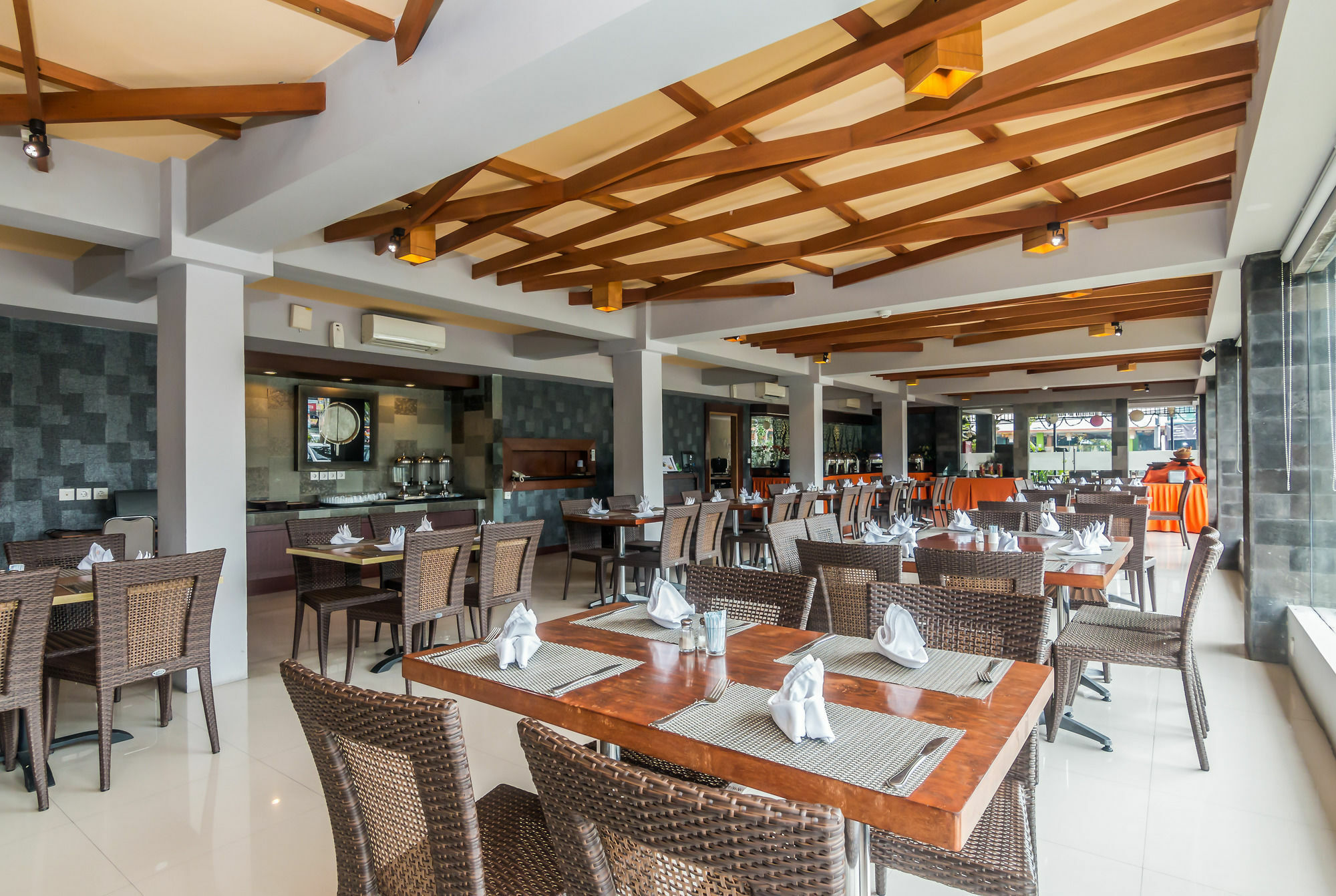 Zen Rooms Legian Dewi Sri 庫塔 外观 照片